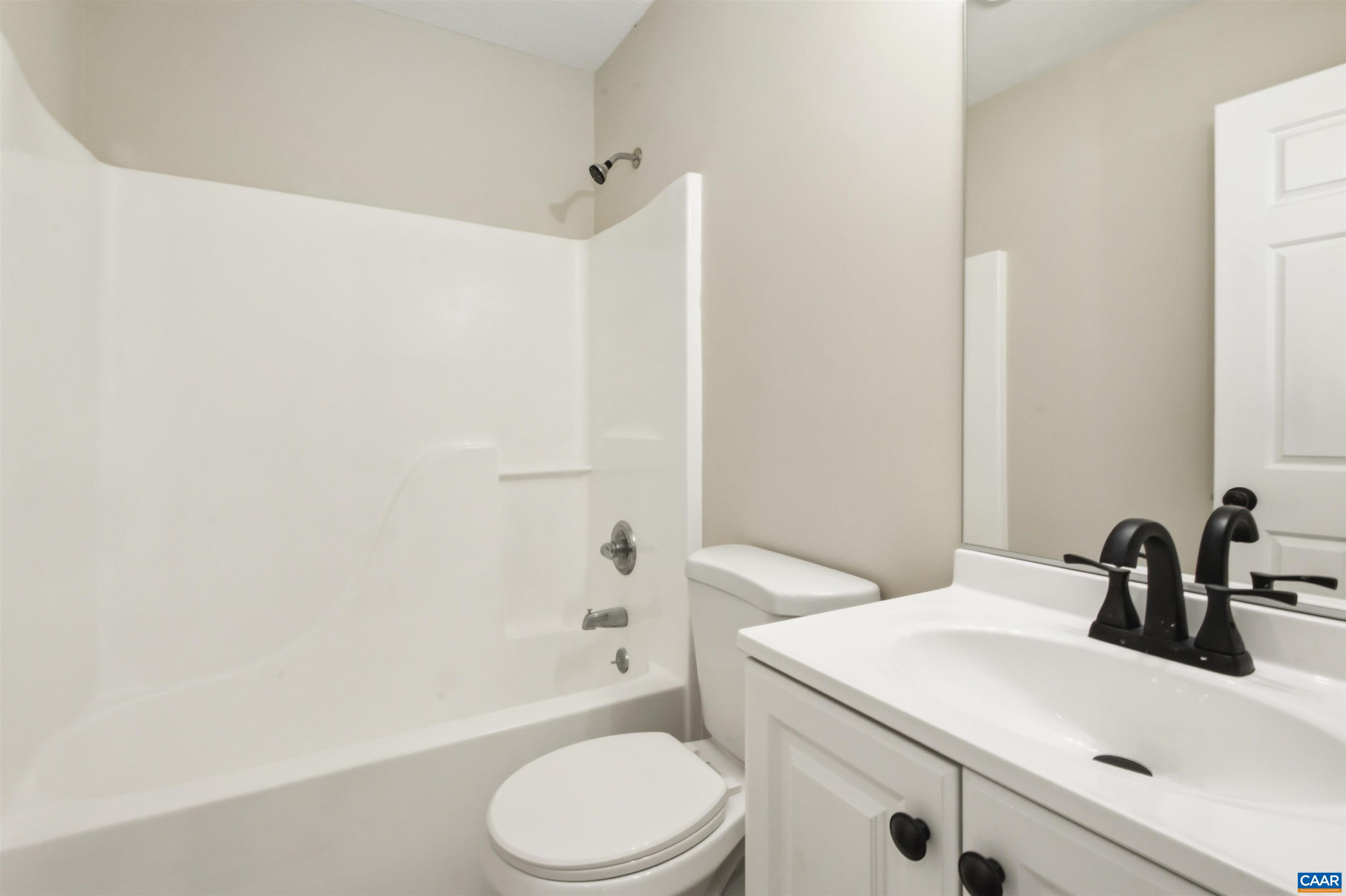 31 HILLANDALE DR, STAUNTON, Virginia 24401, 3 Bedrooms Bedrooms, ,2 BathroomsBathrooms,Residential,31 HILLANDALE DR,678135 MLS # 678135 31 HILLANDALE DR, STAUNTON, Virginia 24401, 3 Bedrooms Bedrooms, ,2 BathroomsBathrooms,Residential,31 HILLANDALE DR,678135 MLS # 678135