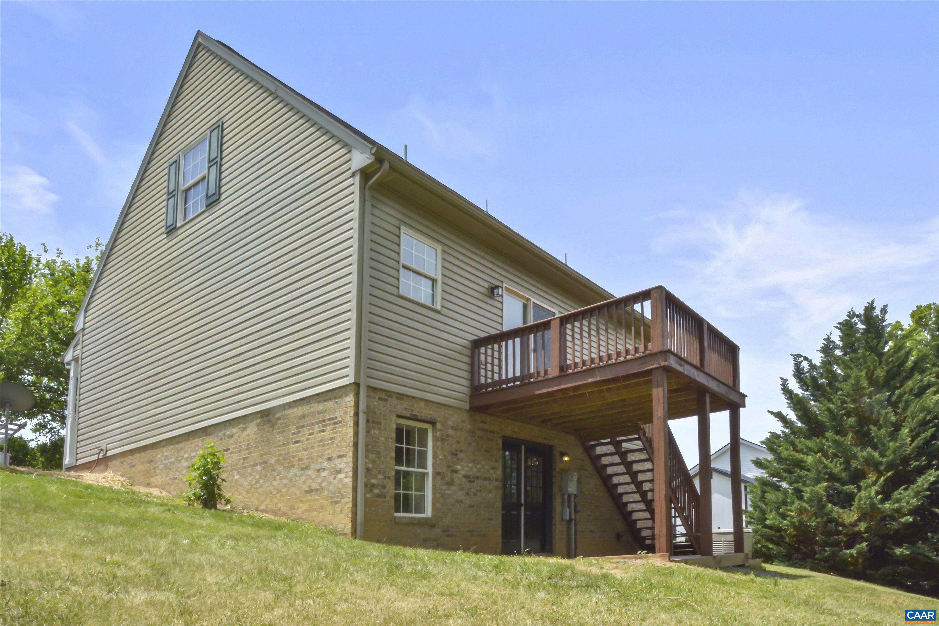 31 HILLANDALE DR, STAUNTON, Virginia 24401, 3 Bedrooms Bedrooms, ,2 BathroomsBathrooms,Residential,31 HILLANDALE DR,678135 MLS # 678135 31 HILLANDALE DR, STAUNTON, Virginia 24401, 3 Bedrooms Bedrooms, ,2 BathroomsBathrooms,Residential,31 HILLANDALE DR,678135 MLS # 678135