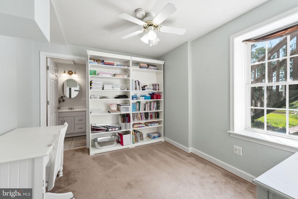 18198 SPRINGS RD, JEFFERSONTON, Virginia 22724, 5 Bedrooms Bedrooms, ,3 BathroomsBathrooms,Residential,18198 SPRINGS RD,VACU2014012 MLS # VACU2014012 18198 SPRINGS RD, JEFFERSONTON, Virginia 22724, 5 Bedrooms Bedrooms, ,3 BathroomsBathrooms,Residential,18198 SPRINGS RD,VACU2014012 MLS # VACU2014012