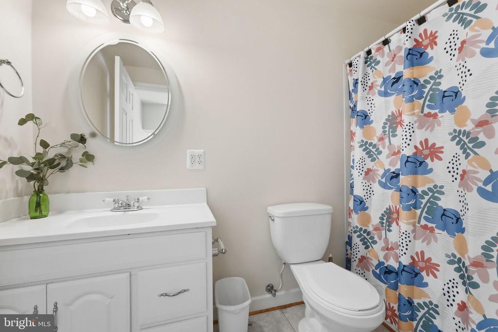 18198 SPRINGS RD, JEFFERSONTON, Virginia 22724, 5 Bedrooms Bedrooms, ,3 BathroomsBathrooms,Residential,18198 SPRINGS RD,VACU2014012 MLS # VACU2014012 18198 SPRINGS RD, JEFFERSONTON, Virginia 22724, 5 Bedrooms Bedrooms, ,3 BathroomsBathrooms,Residential,18198 SPRINGS RD,VACU2014012 MLS # VACU2014012