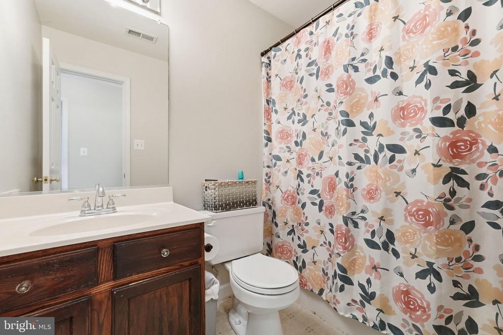 18198 SPRINGS RD, JEFFERSONTON, Virginia 22724, 5 Bedrooms Bedrooms, ,3 BathroomsBathrooms,Residential,18198 SPRINGS RD,VACU2014012 MLS # VACU2014012 18198 SPRINGS RD, JEFFERSONTON, Virginia 22724, 5 Bedrooms Bedrooms, ,3 BathroomsBathrooms,Residential,18198 SPRINGS RD,VACU2014012 MLS # VACU2014012