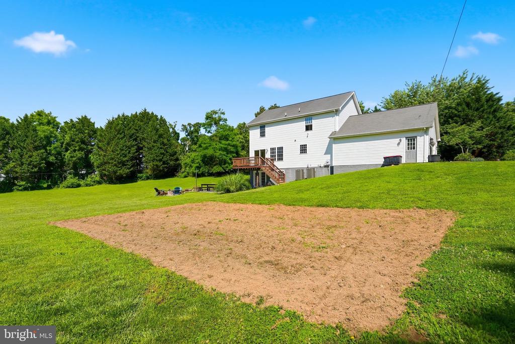 18198 SPRINGS RD, JEFFERSONTON, Virginia 22724, 5 Bedrooms Bedrooms, ,3 BathroomsBathrooms,Residential,18198 SPRINGS RD,VACU2014012 MLS # VACU2014012 18198 SPRINGS RD, JEFFERSONTON, Virginia 22724, 5 Bedrooms Bedrooms, ,3 BathroomsBathrooms,Residential,18198 SPRINGS RD,VACU2014012 MLS # VACU2014012