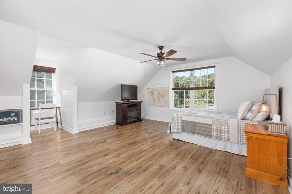 6829 FOX RIDGE RD, SPOTSYLVANIA, Virginia 22551, 6 Bedrooms Bedrooms, ,4 BathroomsBathrooms,Residential,6829 FOX RIDGE RD,VASP2042698 MLS # VASP2042698 6829 FOX RIDGE RD, SPOTSYLVANIA, Virginia 22551, 6 Bedrooms Bedrooms, ,4 BathroomsBathrooms,Residential,6829 FOX RIDGE RD,VASP2042698 MLS # VASP2042698