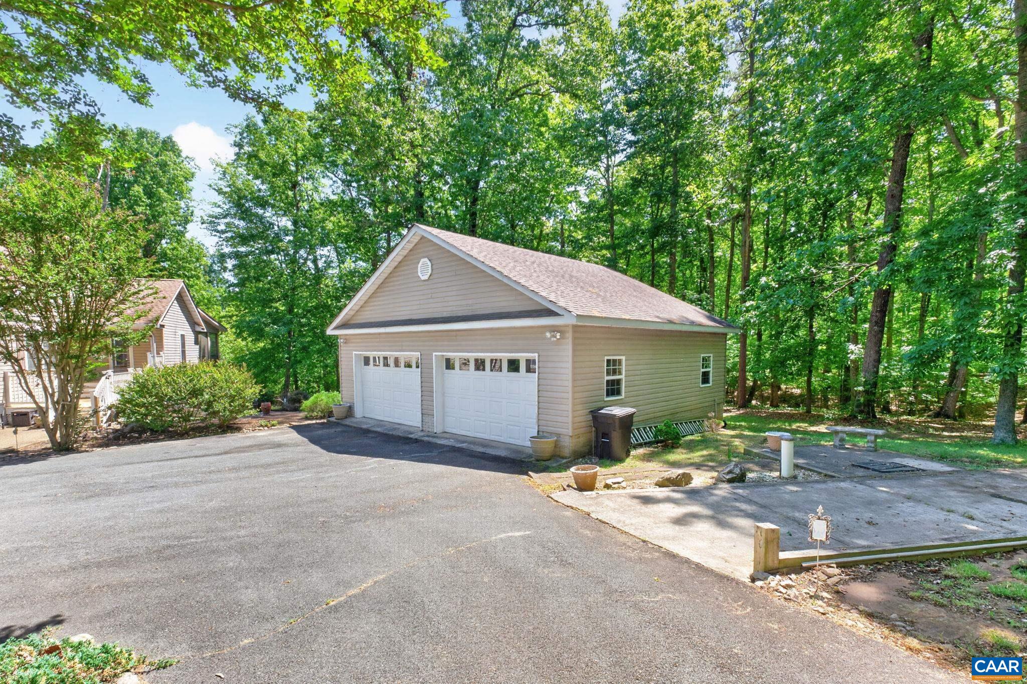 6668 THOMAS JEFFERSON PKWY, PALMYRA, Virginia 22963, 3 Bedrooms Bedrooms, ,3 BathroomsBathrooms,Residential,6668 THOMAS JEFFERSON PKWY,677948 MLS # 677948 6668 THOMAS JEFFERSON PKWY, PALMYRA, Virginia 22963, 3 Bedrooms Bedrooms, ,3 BathroomsBathrooms,Residential,6668 THOMAS JEFFERSON PKWY,677948 MLS # 677948