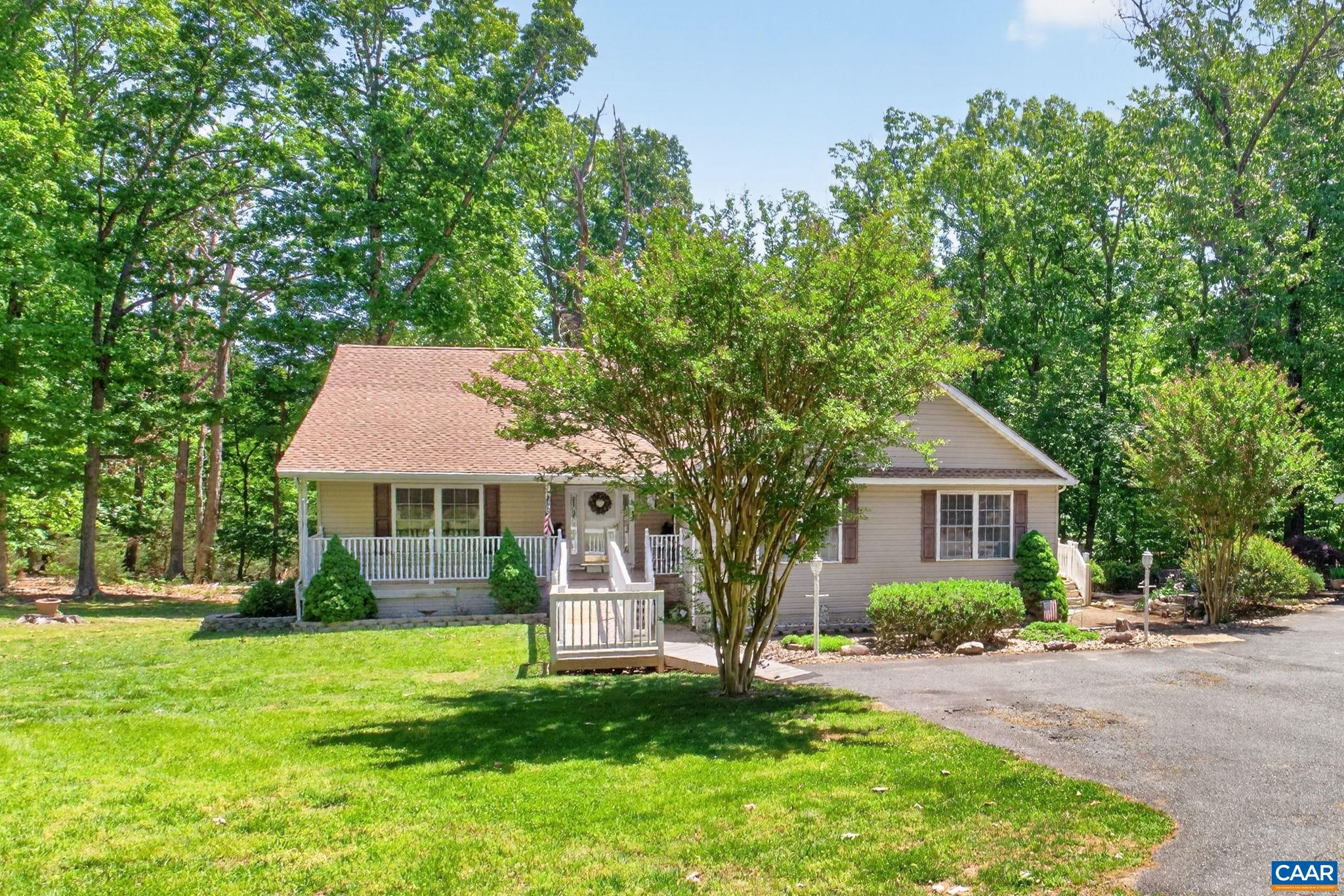 6668 THOMAS JEFFERSON PKWY, PALMYRA, Virginia 22963, 3 Bedrooms Bedrooms, ,3 BathroomsBathrooms,Residential,6668 THOMAS JEFFERSON PKWY,677948 MLS # 677948 6668 THOMAS JEFFERSON PKWY, PALMYRA, Virginia 22963, 3 Bedrooms Bedrooms, ,3 BathroomsBathrooms,Residential,6668 THOMAS JEFFERSON PKWY,677948 MLS # 677948