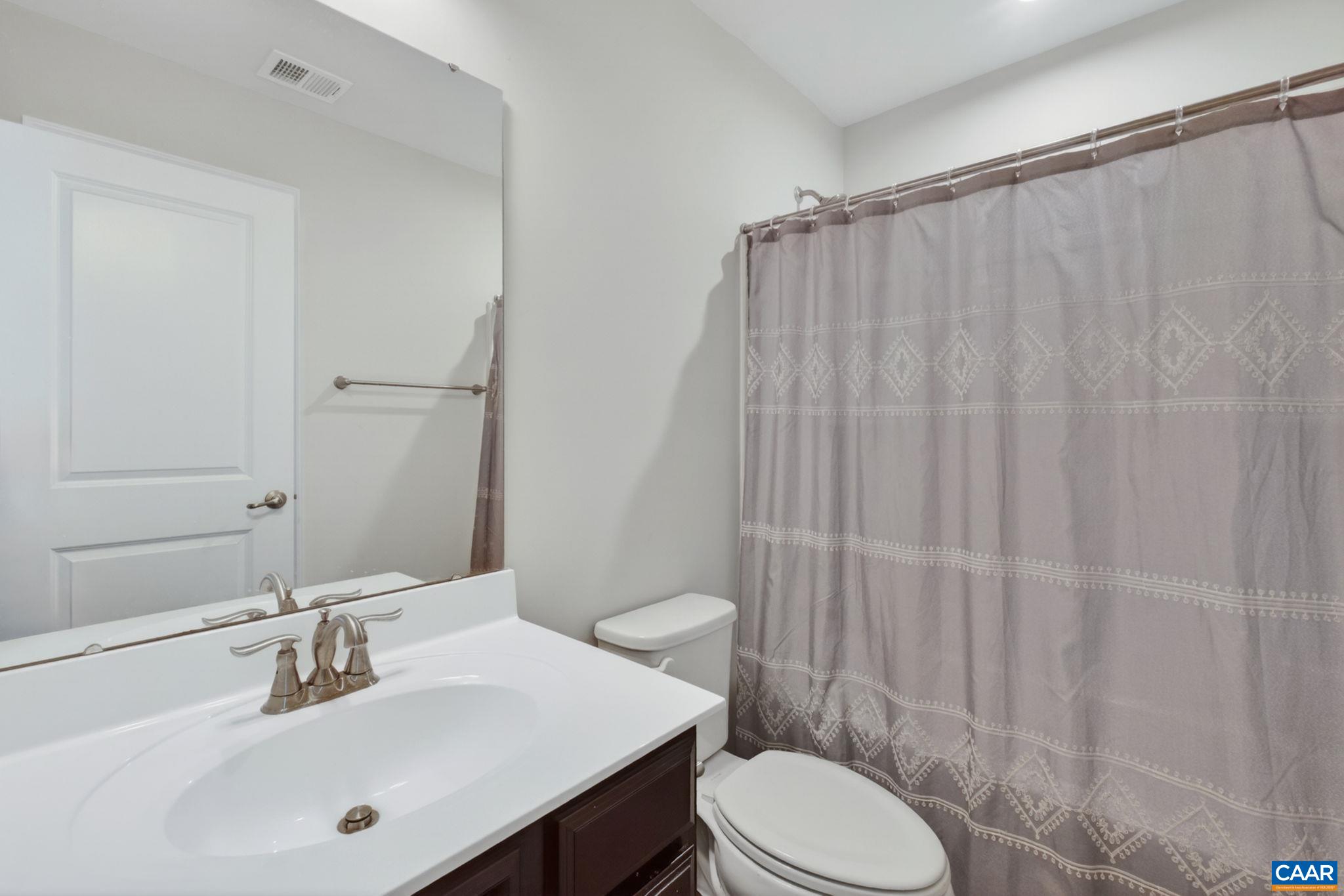 93 VIRGINIA AVE, PALMYRA, Virginia 22963, 3 Bedrooms Bedrooms, ,2 BathroomsBathrooms,Residential,93 VIRGINIA AVE,678206 MLS # 678206 93 VIRGINIA AVE, PALMYRA, Virginia 22963, 3 Bedrooms Bedrooms, ,2 BathroomsBathrooms,Residential,93 VIRGINIA AVE,678206 MLS # 678206
