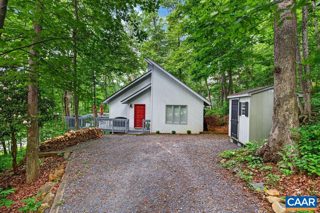 25 HICKORYNUT RD, ROSELAND, Virginia 22967, 2 Bedrooms Bedrooms, ,2 BathroomsBathrooms,Residential,25 HICKORYNUT RD,678251 MLS # 678251 25 HICKORYNUT RD, ROSELAND, Virginia 22967, 2 Bedrooms Bedrooms, ,2 BathroomsBathrooms,Residential,25 HICKORYNUT RD,678251 MLS # 678251