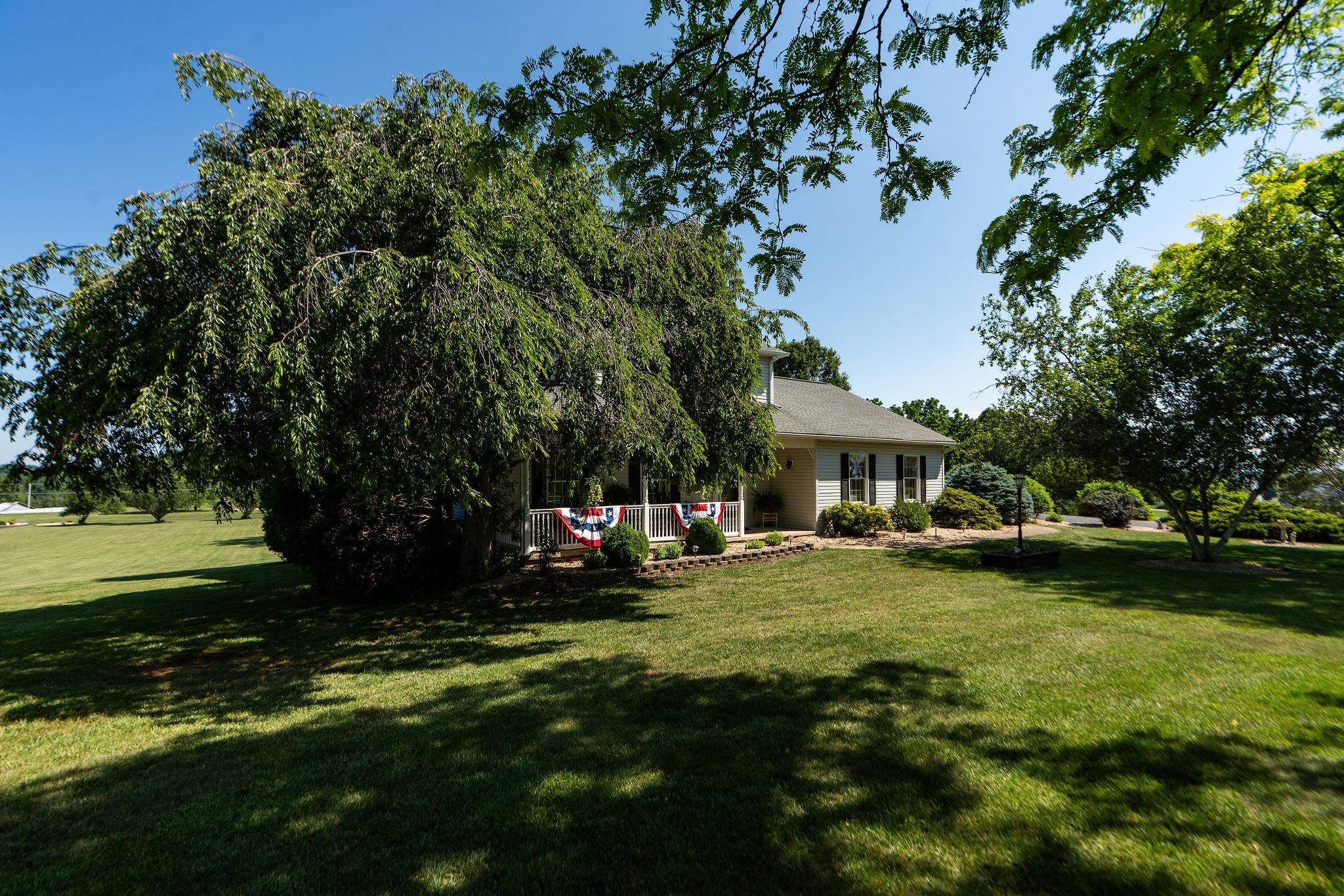 39 CRANBERRY DR, STUARTS DRAFT, Virginia 24477, 3 Bedrooms Bedrooms, ,2 BathroomsBathrooms,Residential,39 CRANBERRY DR,678430 MLS # 678430