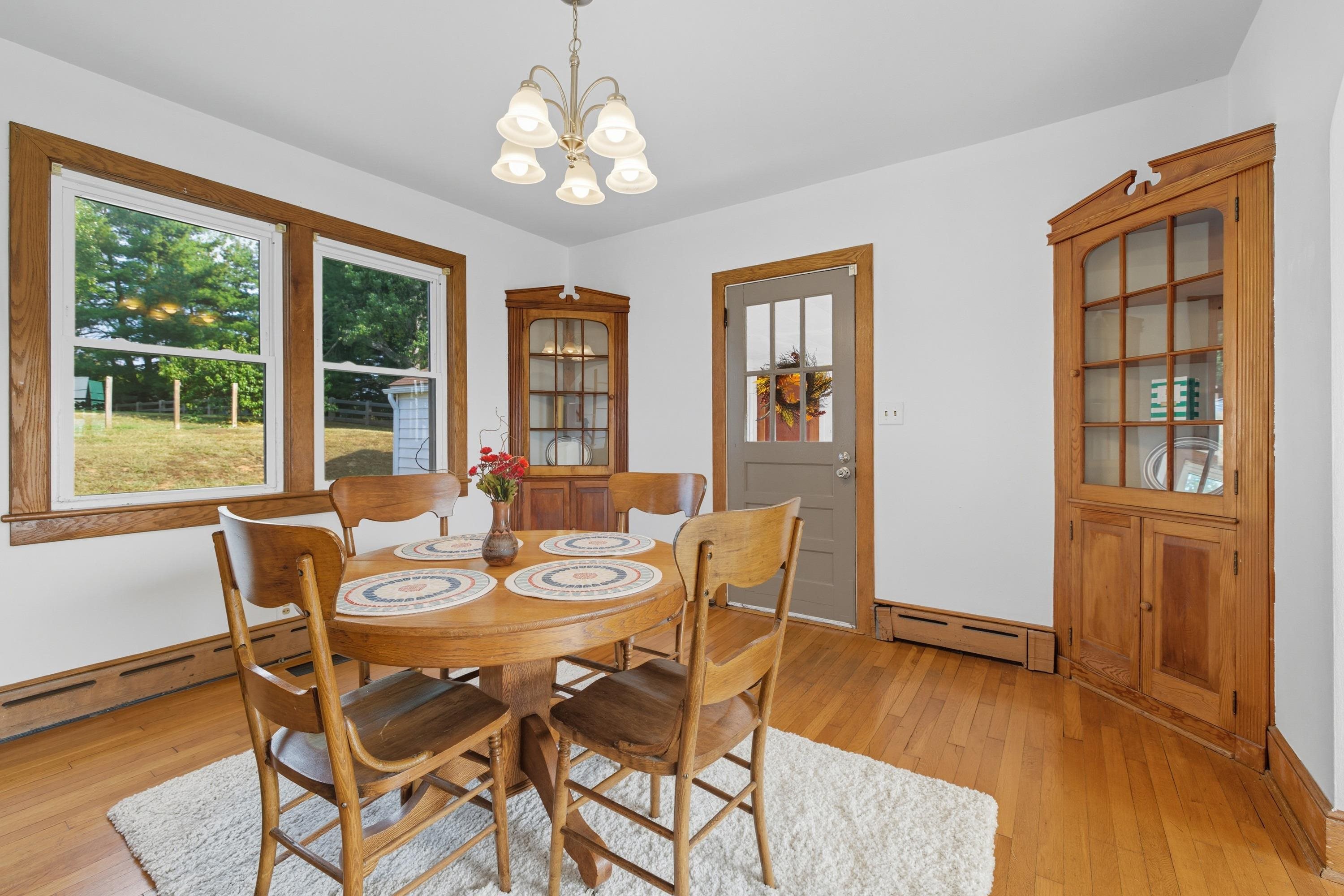 3138 CROSS KEYS RD, ROCKINGHAM, Virginia 22801, 4 Bedrooms Bedrooms, ,2 BathroomsBathrooms,Residential,3138 CROSS KEYS RD,678433 MLS # 678433