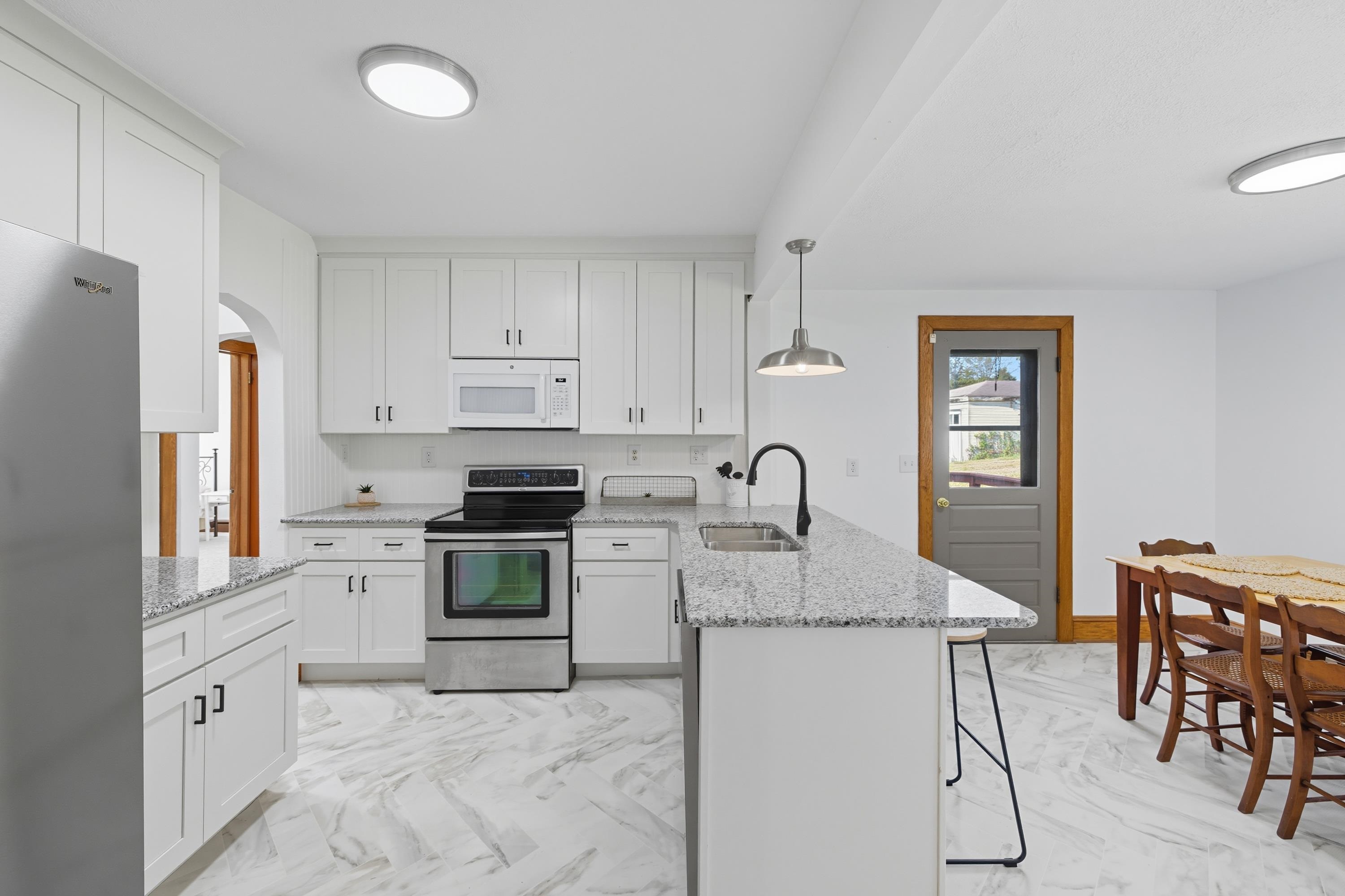 3138 CROSS KEYS RD, ROCKINGHAM, Virginia 22801, 4 Bedrooms Bedrooms, ,2 BathroomsBathrooms,Residential,3138 CROSS KEYS RD,678433 MLS # 678433