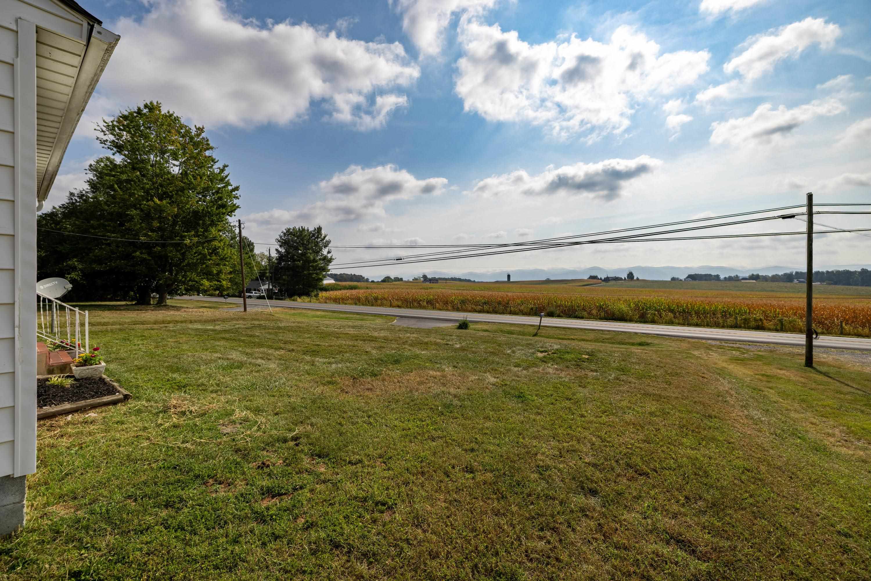 3138 CROSS KEYS RD, ROCKINGHAM, Virginia 22801, 4 Bedrooms Bedrooms, ,2 BathroomsBathrooms,Residential,3138 CROSS KEYS RD,678433 MLS # 678433