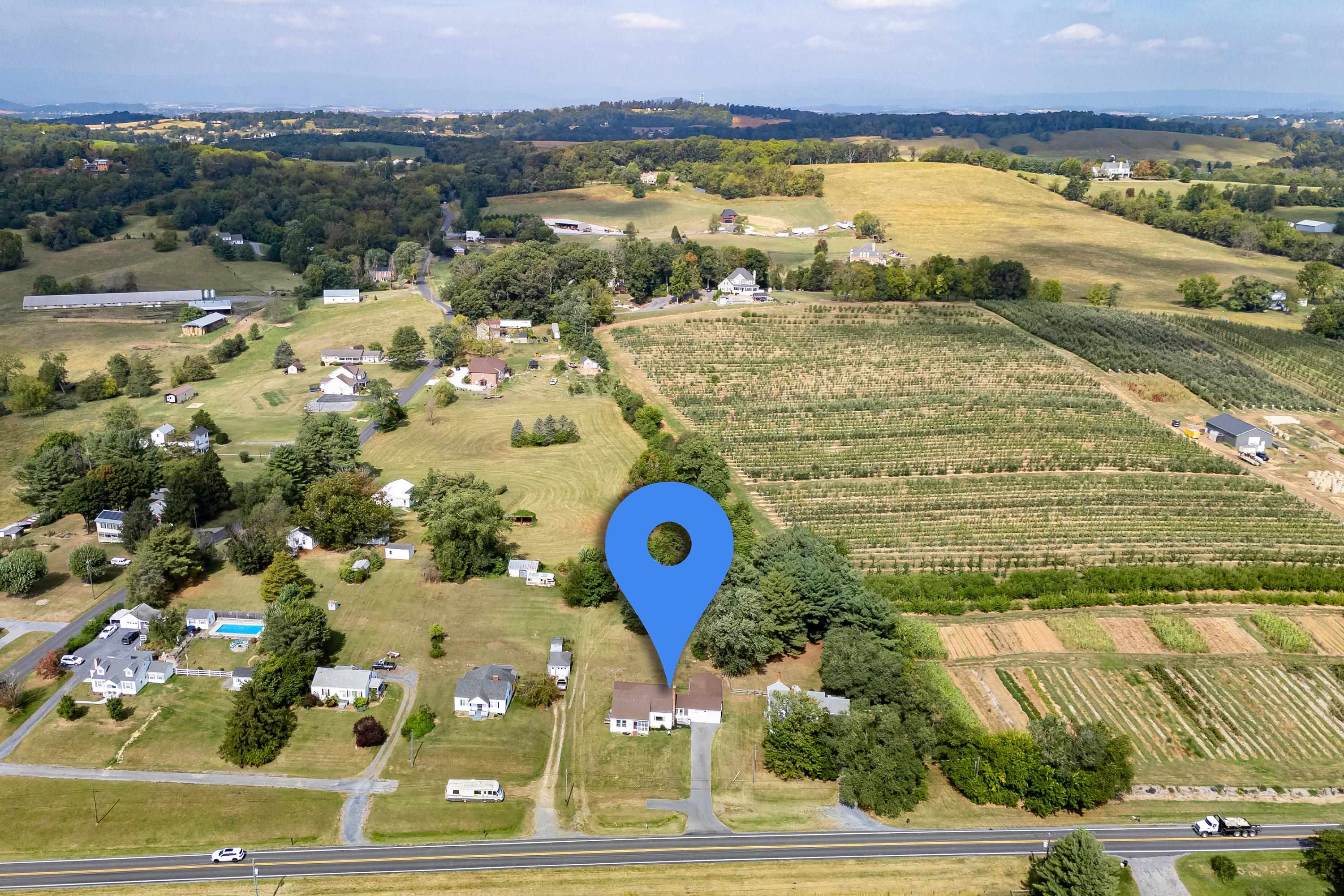 3138 CROSS KEYS RD, ROCKINGHAM, Virginia 22801, 4 Bedrooms Bedrooms, ,2 BathroomsBathrooms,Residential,3138 CROSS KEYS RD,678433 MLS # 678433
