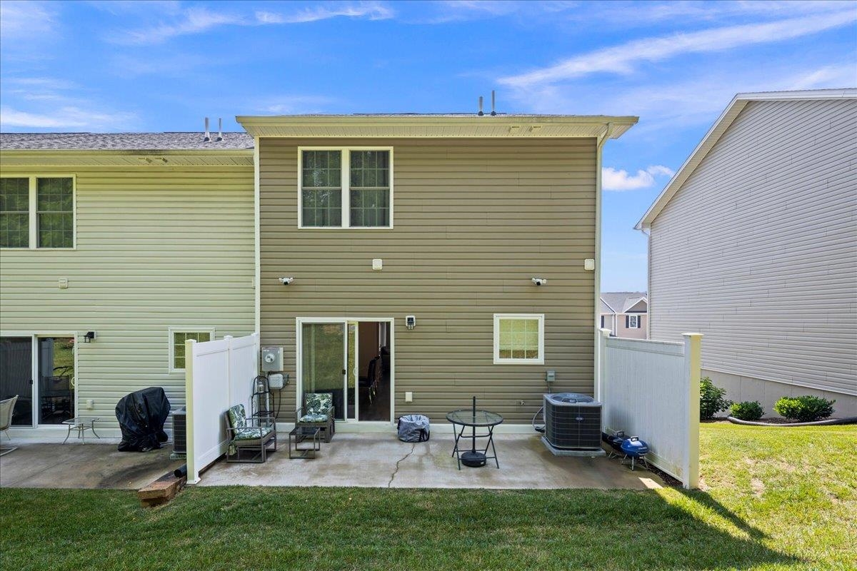 1104 BLUEMOON DR, ROCKINGHAM, Virginia 22801, 3 Bedrooms Bedrooms, ,3 BathroomsBathrooms,Residential,1104 BLUEMOON DR,678435 MLS # 678435 1104 BLUEMOON DR, ROCKINGHAM, Virginia 22801, 3 Bedrooms Bedrooms, ,3 BathroomsBathrooms,Residential,1104 BLUEMOON DR,678435 MLS # 678435