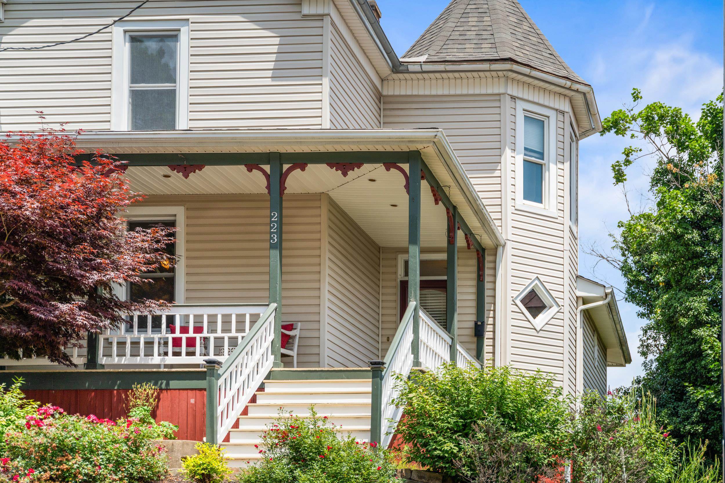 223 N MADISON PL, STAUNTON, Virginia 24401, 3 Bedrooms Bedrooms, ,2 BathroomsBathrooms,Residential,223 N MADISON PL,678437 MLS # 678437 223 N MADISON PL, STAUNTON, Virginia 24401, 3 Bedrooms Bedrooms, ,2 BathroomsBathrooms,Residential,223 N MADISON PL,678437 MLS # 678437