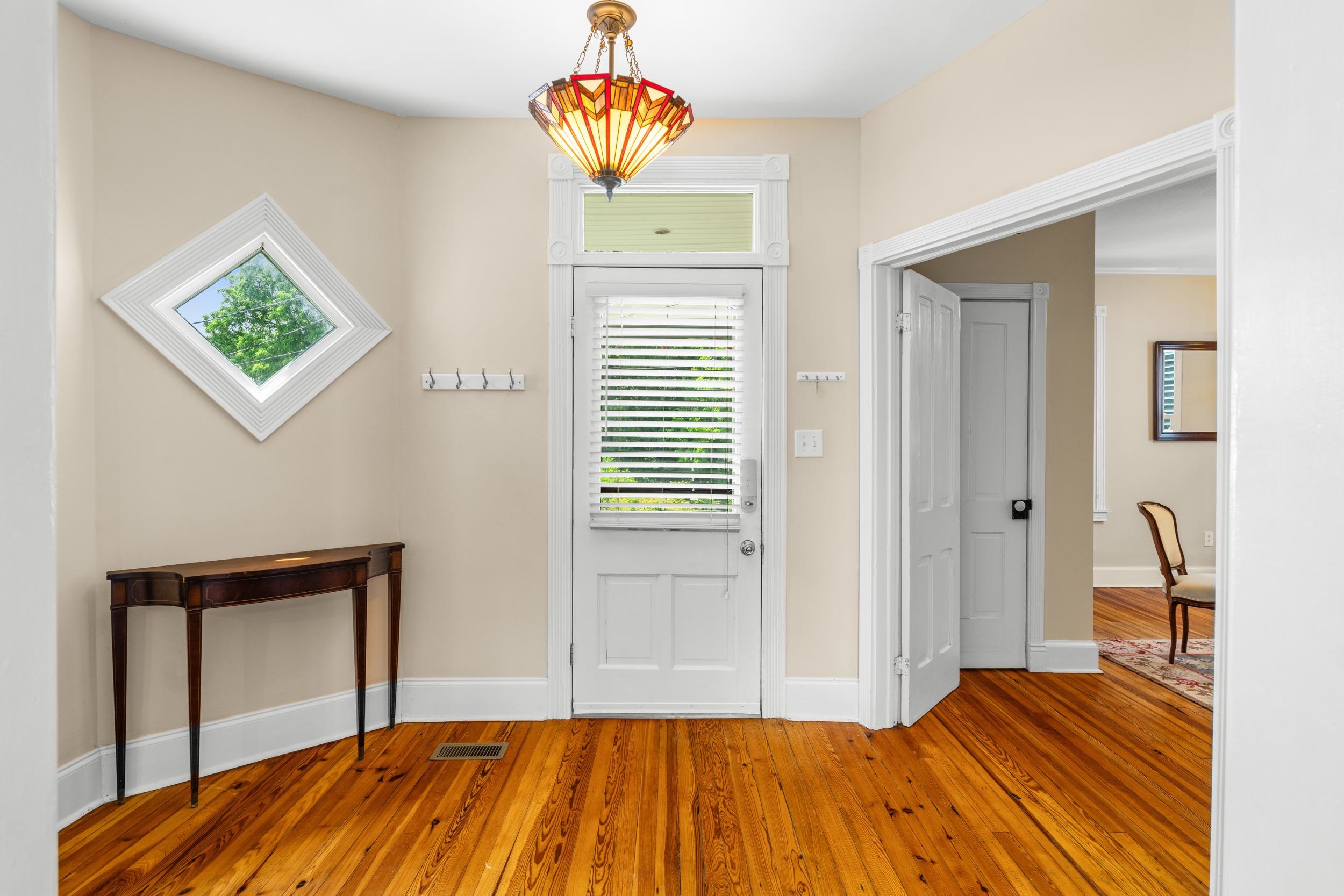 223 N MADISON PL, STAUNTON, Virginia 24401, 3 Bedrooms Bedrooms, ,2 BathroomsBathrooms,Residential,223 N MADISON PL,678437 MLS # 678437 223 N MADISON PL, STAUNTON, Virginia 24401, 3 Bedrooms Bedrooms, ,2 BathroomsBathrooms,Residential,223 N MADISON PL,678437 MLS # 678437