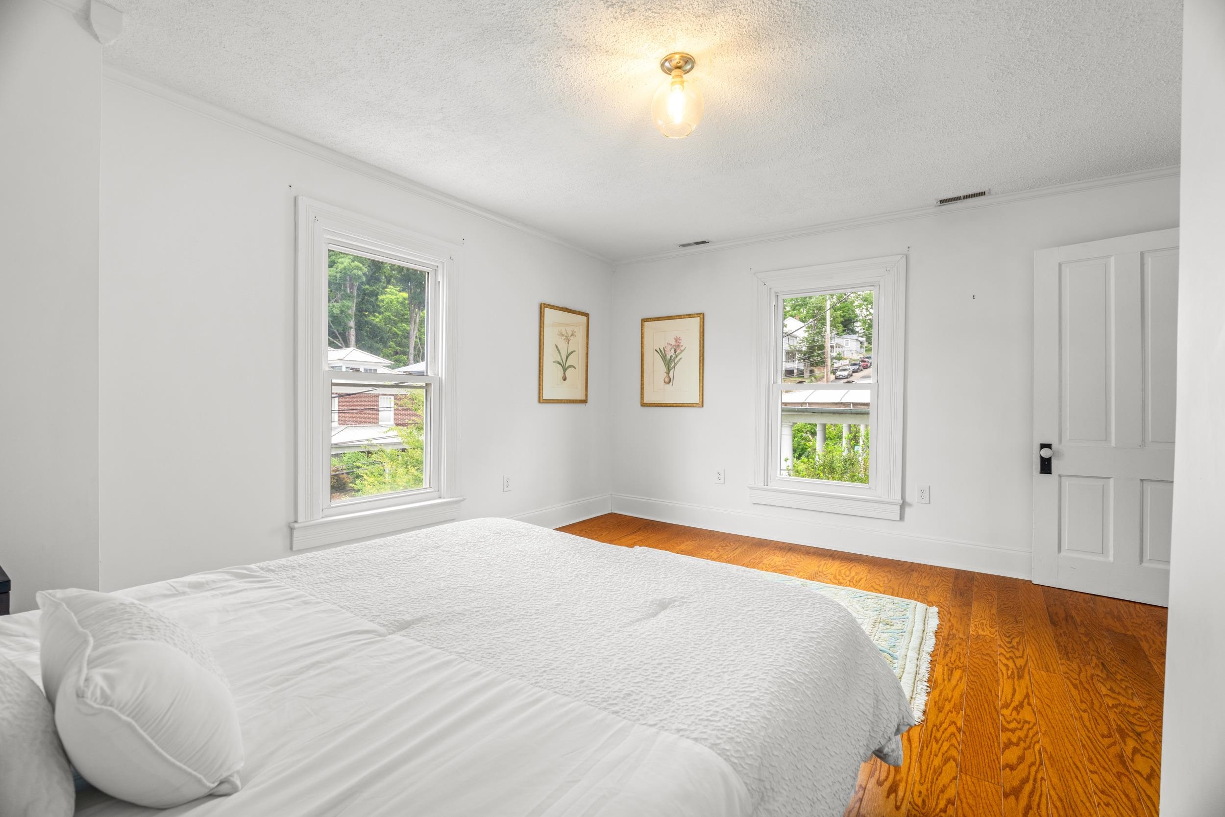 223 N MADISON PL, STAUNTON, Virginia 24401, 3 Bedrooms Bedrooms, ,2 BathroomsBathrooms,Residential,223 N MADISON PL,678437 MLS # 678437 223 N MADISON PL, STAUNTON, Virginia 24401, 3 Bedrooms Bedrooms, ,2 BathroomsBathrooms,Residential,223 N MADISON PL,678437 MLS # 678437
