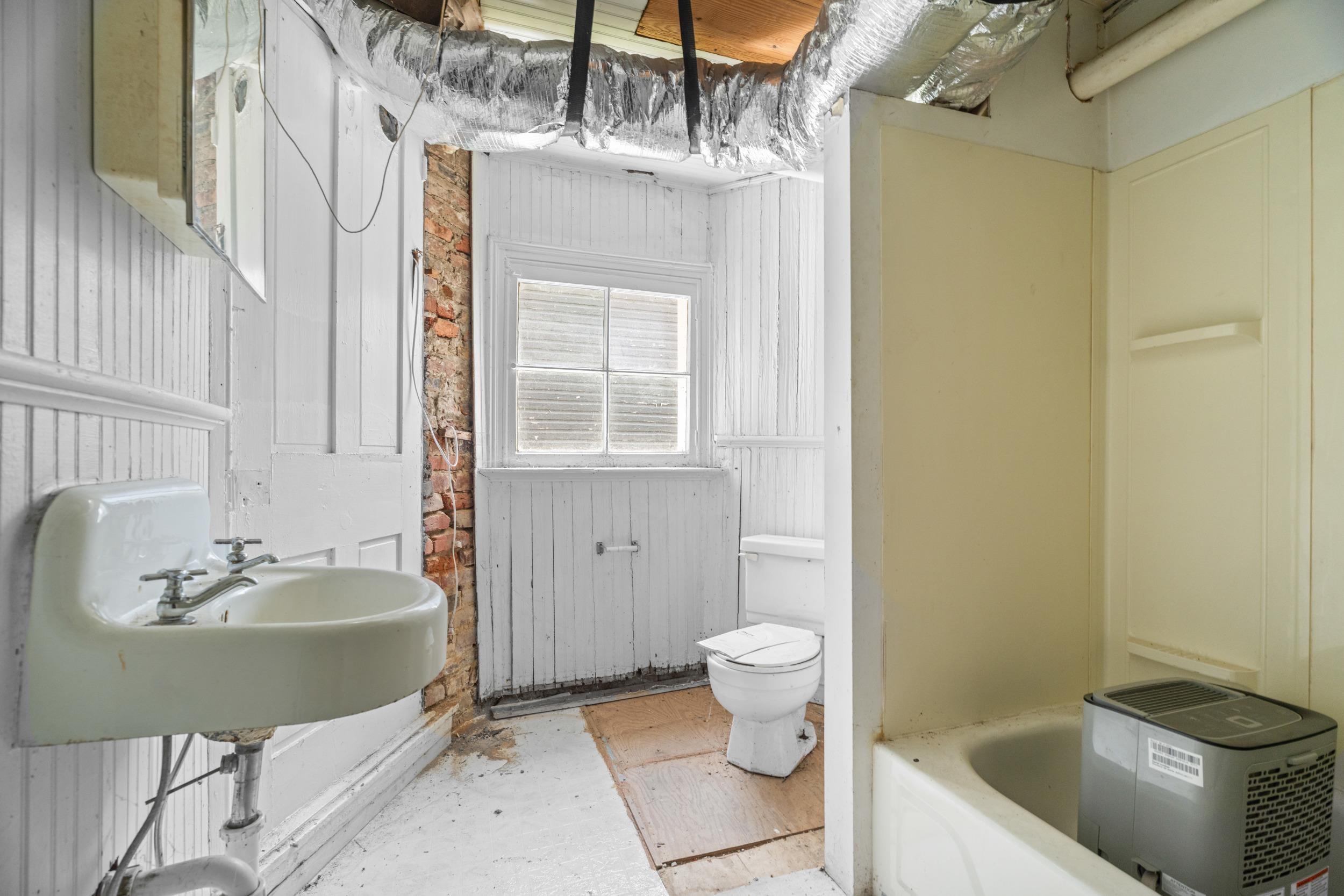 223 N MADISON PL, STAUNTON, Virginia 24401, 3 Bedrooms Bedrooms, ,2 BathroomsBathrooms,Residential,223 N MADISON PL,678437 MLS # 678437 223 N MADISON PL, STAUNTON, Virginia 24401, 3 Bedrooms Bedrooms, ,2 BathroomsBathrooms,Residential,223 N MADISON PL,678437 MLS # 678437