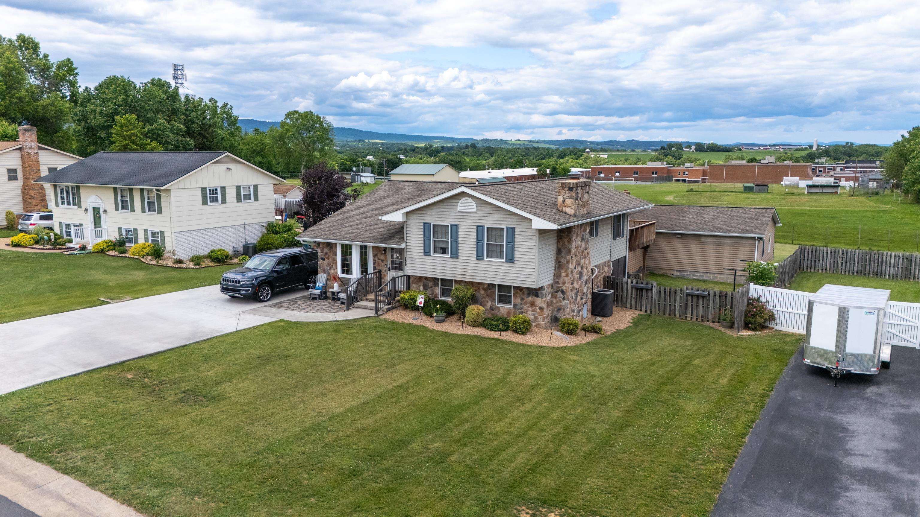 159 MORNINGSIDE DR, BROADWAY, Virginia 22815, 3 Bedrooms Bedrooms, ,3 BathroomsBathrooms,Residential,159 Morningside Dr Broadway, VA 22815,159 MORNINGSIDE DR,678441 MLS # 678441 159 MORNINGSIDE DR, BROADWAY, Virginia 22815, 3 Bedrooms Bedrooms, ,3 BathroomsBathrooms,Residential,159 Morningside Dr Broadway, VA 22815,159 MORNINGSIDE DR,678441 MLS # 678441