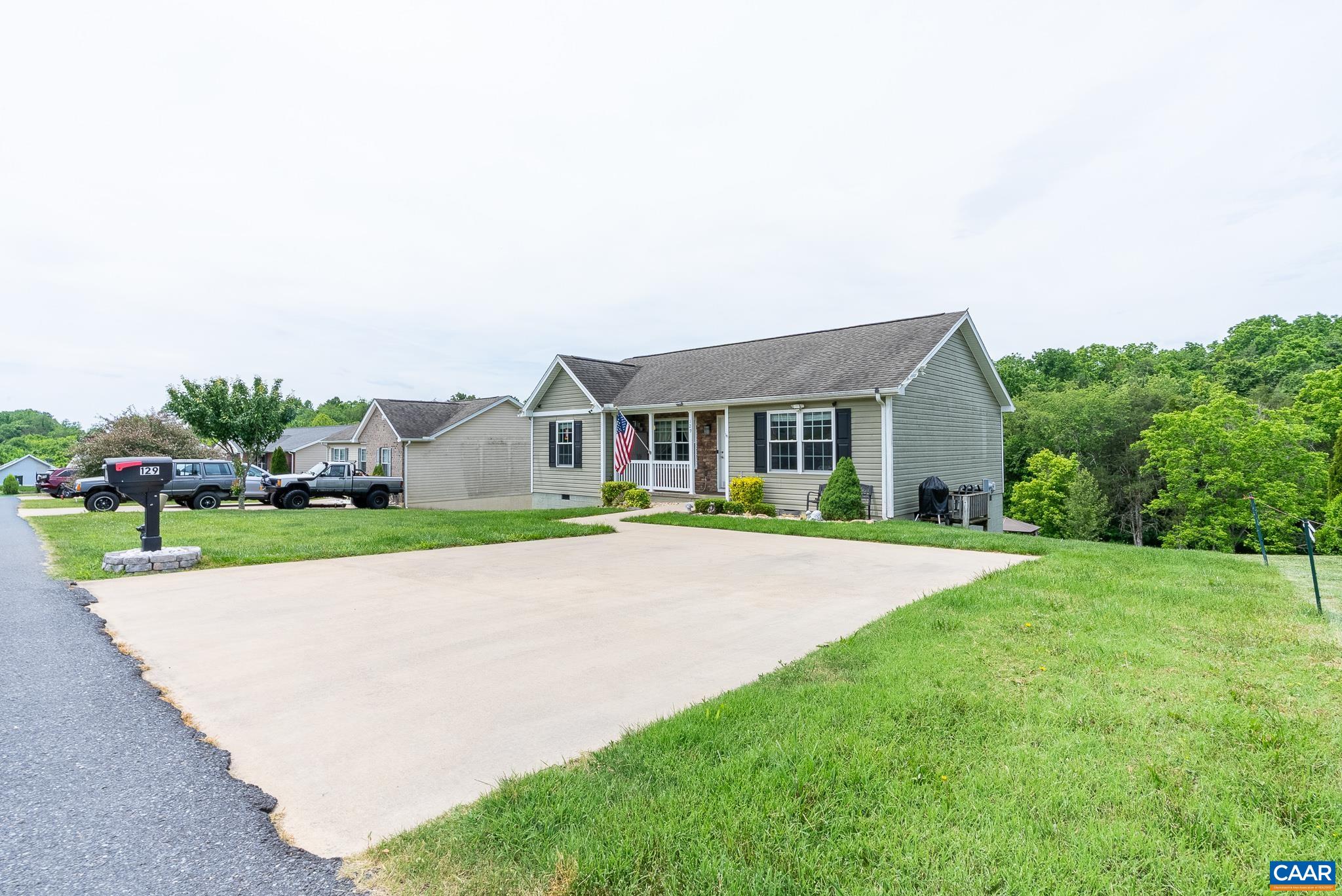 Address not available!, 3 Bedrooms Bedrooms, ,2 BathroomsBathrooms,Residential,129 THOROUGHBRED CIR,678442 MLS # 678442