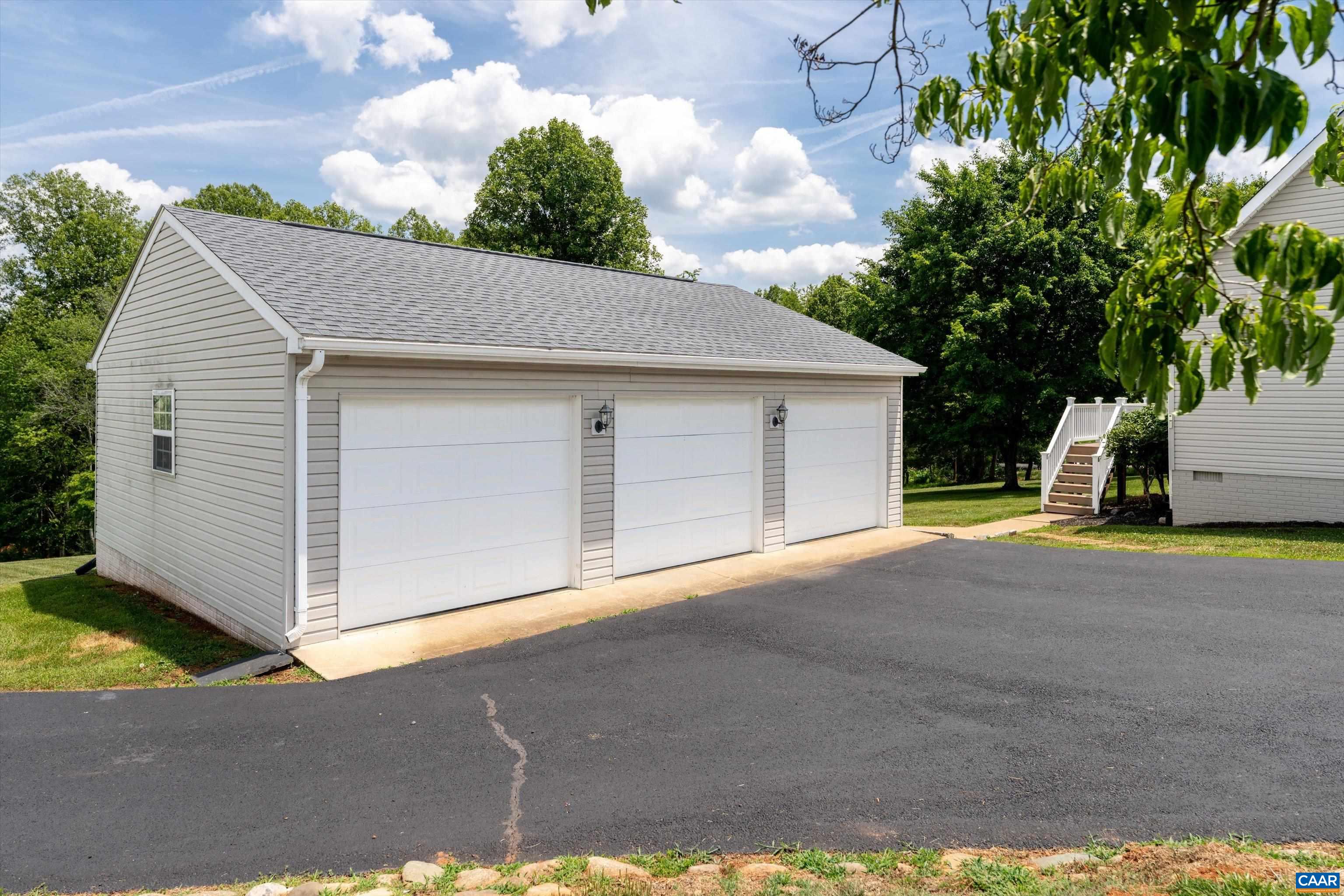 742 VALLEY VIEW RD, RUCKERSVILLE, Virginia 22968, 5 Bedrooms Bedrooms, ,3 BathroomsBathrooms,Residential,742 VALLEY VIEW RD,678443 MLS # 678443 742 VALLEY VIEW RD, RUCKERSVILLE, Virginia 22968, 5 Bedrooms Bedrooms, ,3 BathroomsBathrooms,Residential,742 VALLEY VIEW RD,678443 MLS # 678443