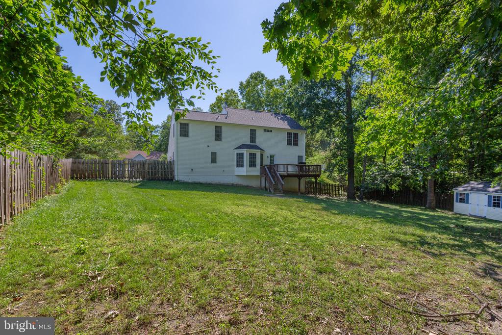 10408 WOODLAKE CT, SPOTSYLVANIA, Virginia 22553, 5 Bedrooms Bedrooms, ,3 BathroomsBathrooms,Residential,10408 WOODLAKE CT,VASP2041810 MLS # VASP2041810