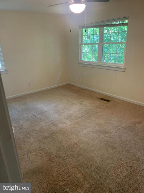 133 WOODLAKE DR, CHARLOTTESVILLE, Virginia 22901, 3 Bedrooms Bedrooms, ,2 BathroomsBathrooms,Residential,133 WOODLAKE DR,VAAB2001252 MLS # VAAB2001252 133 WOODLAKE DR, CHARLOTTESVILLE, Virginia 22901, 3 Bedrooms Bedrooms, ,2 BathroomsBathrooms,Residential,133 WOODLAKE DR,VAAB2001252 MLS # VAAB2001252