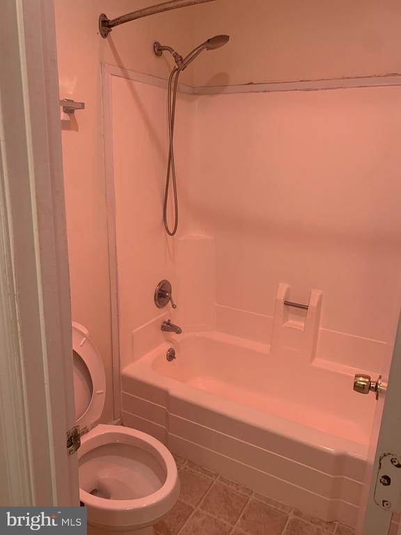 133 WOODLAKE DR, CHARLOTTESVILLE, Virginia 22901, 3 Bedrooms Bedrooms, ,2 BathroomsBathrooms,Residential,133 WOODLAKE DR,VAAB2001252 MLS # VAAB2001252 133 WOODLAKE DR, CHARLOTTESVILLE, Virginia 22901, 3 Bedrooms Bedrooms, ,2 BathroomsBathrooms,Residential,133 WOODLAKE DR,VAAB2001252 MLS # VAAB2001252
