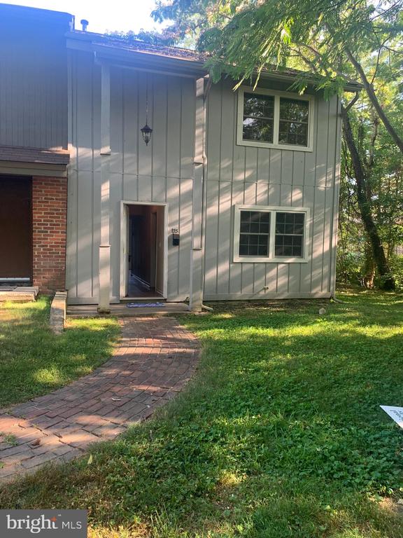 133 WOODLAKE DR, CHARLOTTESVILLE, Virginia 22901, 3 Bedrooms Bedrooms, ,2 BathroomsBathrooms,Residential,133 WOODLAKE DR,VAAB2001252 MLS # VAAB2001252 133 WOODLAKE DR, CHARLOTTESVILLE, Virginia 22901, 3 Bedrooms Bedrooms, ,2 BathroomsBathrooms,Residential,133 WOODLAKE DR,VAAB2001252 MLS # VAAB2001252