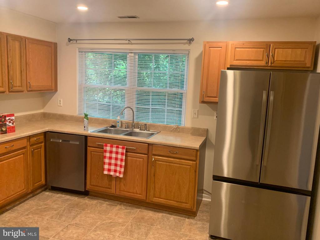 133 WOODLAKE DR, CHARLOTTESVILLE, Virginia 22901, 3 Bedrooms Bedrooms, ,2 BathroomsBathrooms,Residential,133 WOODLAKE DR,VAAB2001252 MLS # VAAB2001252 133 WOODLAKE DR, CHARLOTTESVILLE, Virginia 22901, 3 Bedrooms Bedrooms, ,2 BathroomsBathrooms,Residential,133 WOODLAKE DR,VAAB2001252 MLS # VAAB2001252