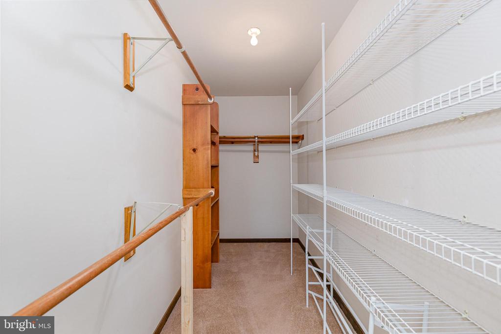 10812 MILLRIDGE LN, SPOTSYLVANIA, Virginia 22553, 4 Bedrooms Bedrooms, ,4 BathroomsBathrooms,Residential,10812 MILLRIDGE LN,VASP2042942 MLS # VASP2042942