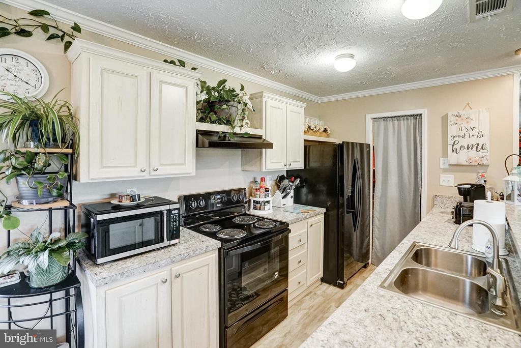 26476 PENNFIELDS DR, ORANGE, Virginia 22960, 3 Bedrooms Bedrooms, ,2 BathroomsBathrooms,Residential,26476 PENNFIELDS DR,VAOR2014414 MLS # VAOR2014414 26476 PENNFIELDS DR, ORANGE, Virginia 22960, 3 Bedrooms Bedrooms, ,2 BathroomsBathrooms,Residential,26476 PENNFIELDS DR,VAOR2014414 MLS # VAOR2014414