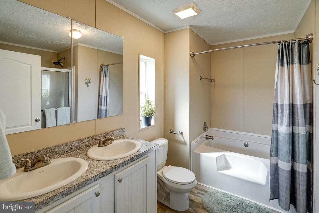 26476 PENNFIELDS DR, ORANGE, Virginia 22960, 3 Bedrooms Bedrooms, ,2 BathroomsBathrooms,Residential,26476 PENNFIELDS DR,VAOR2014414 MLS # VAOR2014414 26476 PENNFIELDS DR, ORANGE, Virginia 22960, 3 Bedrooms Bedrooms, ,2 BathroomsBathrooms,Residential,26476 PENNFIELDS DR,VAOR2014414 MLS # VAOR2014414