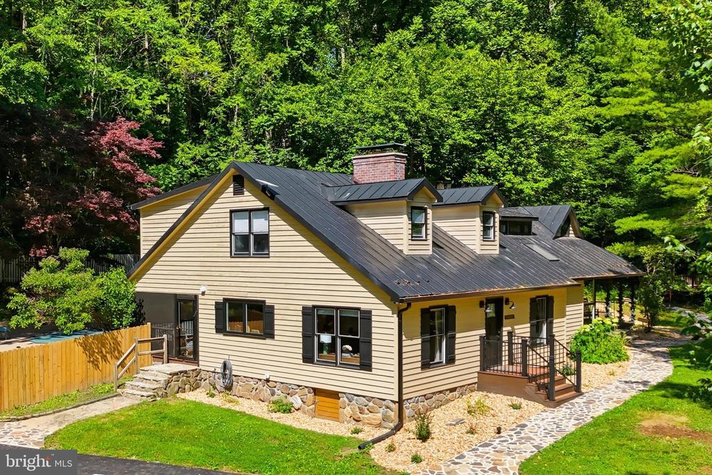 10 ASHBY RD, SPERRYVILLE, Virginia 22740, 3 Bedrooms Bedrooms, ,3 BathroomsBathrooms,Residential,10 ASHBY RD,VARP2002706 MLS # VARP2002706