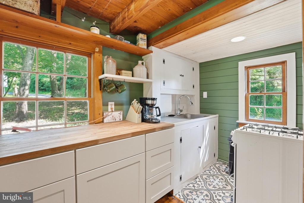 10 ASHBY RD, SPERRYVILLE, Virginia 22740, 3 Bedrooms Bedrooms, ,3 BathroomsBathrooms,Residential,10 ASHBY RD,VARP2002706 MLS # VARP2002706
