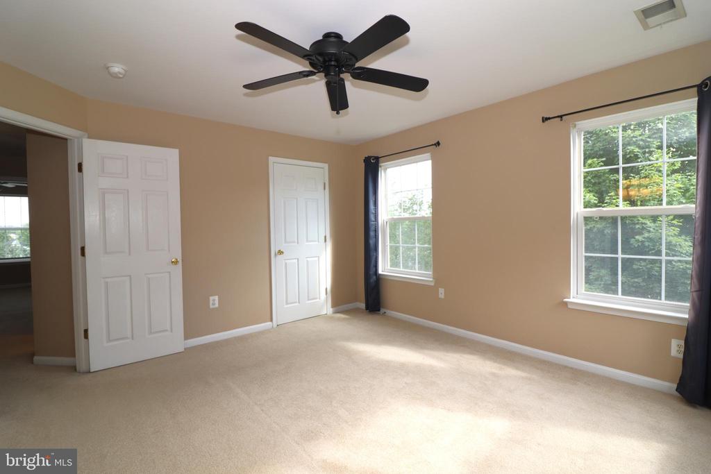 936 PERSIMMON, CULPEPER, Virginia 22701, 3 Bedrooms Bedrooms, ,2 BathroomsBathrooms,Residential,936 PERSIMMON,VACU2014062 MLS # VACU2014062 936 PERSIMMON, CULPEPER, Virginia 22701, 3 Bedrooms Bedrooms, ,2 BathroomsBathrooms,Residential,936 PERSIMMON,VACU2014062 MLS # VACU2014062