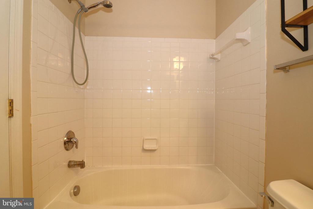 936 PERSIMMON, CULPEPER, Virginia 22701, 3 Bedrooms Bedrooms, ,2 BathroomsBathrooms,Residential,936 PERSIMMON,VACU2014062 MLS # VACU2014062 936 PERSIMMON, CULPEPER, Virginia 22701, 3 Bedrooms Bedrooms, ,2 BathroomsBathrooms,Residential,936 PERSIMMON,VACU2014062 MLS # VACU2014062