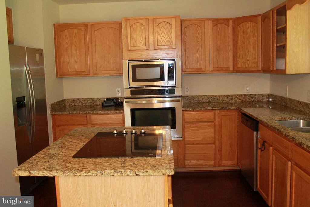 8531 LIVINGSTON CT, SPOTSYLVANIA, Virginia 22551, 3 Bedrooms Bedrooms, ,2 BathroomsBathrooms,Residential,8531 LIVINGSTON CT,VASP2042950 MLS # VASP2042950 8531 LIVINGSTON CT, SPOTSYLVANIA, Virginia 22551, 3 Bedrooms Bedrooms, ,2 BathroomsBathrooms,Residential,8531 LIVINGSTON CT,VASP2042950 MLS # VASP2042950