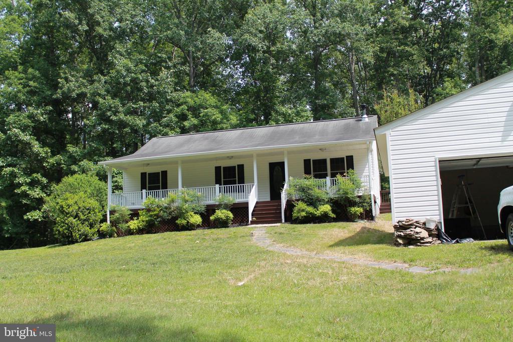 8531 LIVINGSTON CT, SPOTSYLVANIA, Virginia 22551, 3 Bedrooms Bedrooms, ,2 BathroomsBathrooms,Residential,8531 LIVINGSTON CT,VASP2042950 MLS # VASP2042950 8531 LIVINGSTON CT, SPOTSYLVANIA, Virginia 22551, 3 Bedrooms Bedrooms, ,2 BathroomsBathrooms,Residential,8531 LIVINGSTON CT,VASP2042950 MLS # VASP2042950