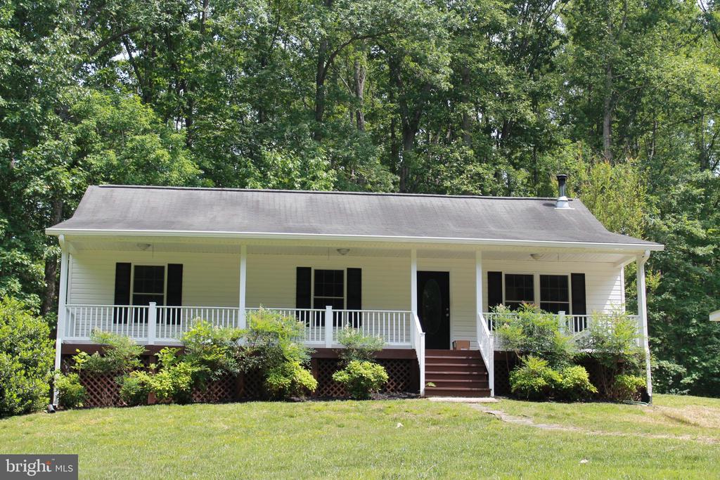 8531 LIVINGSTON CT, SPOTSYLVANIA, Virginia 22551, 3 Bedrooms Bedrooms, ,2 BathroomsBathrooms,Residential,8531 LIVINGSTON CT,VASP2042950 MLS # VASP2042950 8531 LIVINGSTON CT, SPOTSYLVANIA, Virginia 22551, 3 Bedrooms Bedrooms, ,2 BathroomsBathrooms,Residential,8531 LIVINGSTON CT,VASP2042950 MLS # VASP2042950