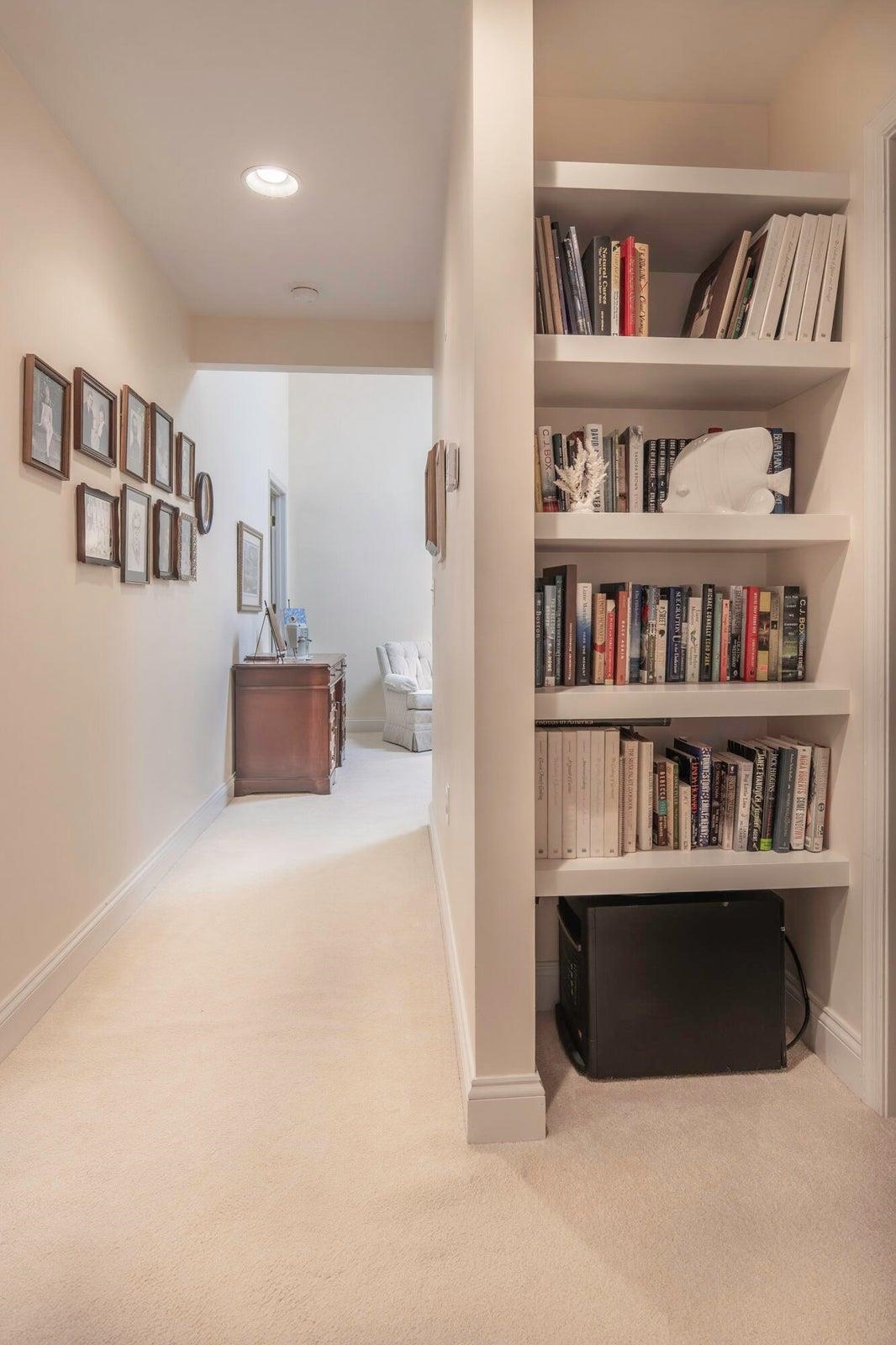 Upper Hallway leads to 2 Bedrooms, Full Bathroom