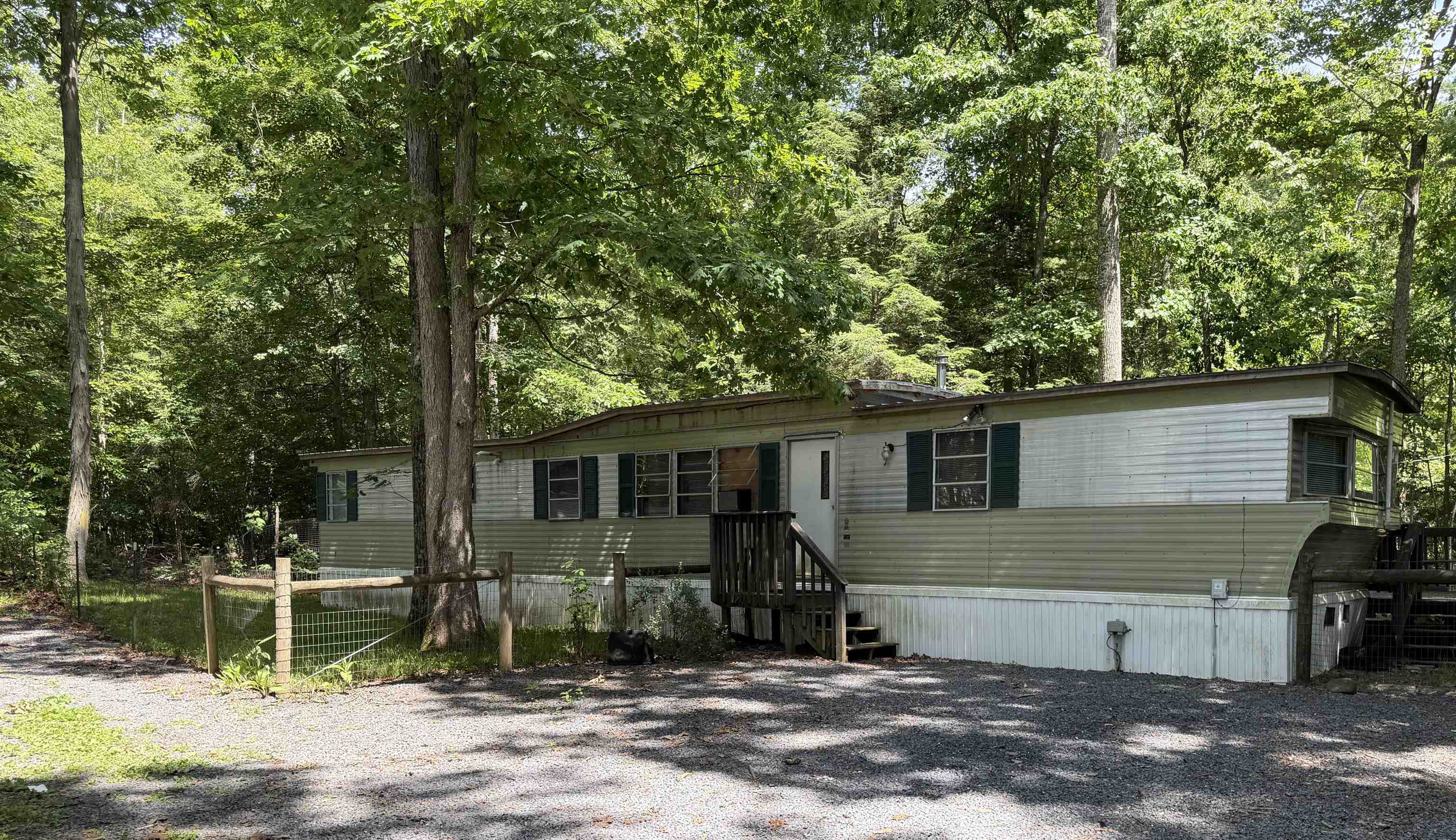 562 WEST AUGUSTA RD, WEST AUGUSTA, Virginia 24485, 2 Bedrooms Bedrooms, ,1 BathroomBathrooms,Residential,562 WEST AUGUSTA RD,678447 MLS # 678447 562 WEST AUGUSTA RD, WEST AUGUSTA, Virginia 24485, 2 Bedrooms Bedrooms, ,1 BathroomBathrooms,Residential,562 WEST AUGUSTA RD,678447 MLS # 678447