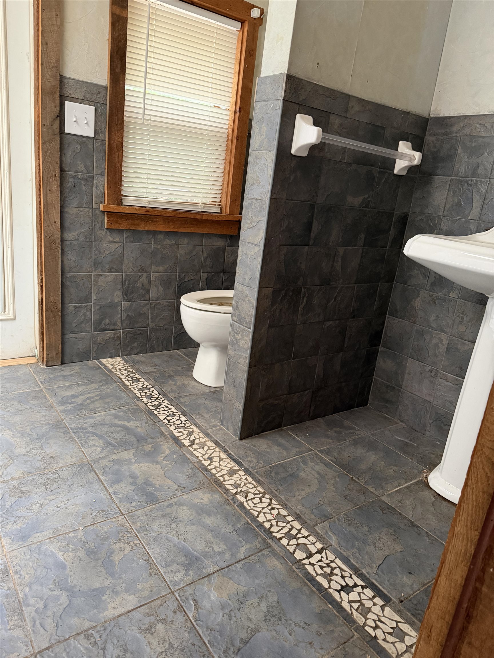 562 WEST AUGUSTA RD, WEST AUGUSTA, Virginia 24485, 2 Bedrooms Bedrooms, ,1 BathroomBathrooms,Residential,562 WEST AUGUSTA RD,678447 MLS # 678447 562 WEST AUGUSTA RD, WEST AUGUSTA, Virginia 24485, 2 Bedrooms Bedrooms, ,1 BathroomBathrooms,Residential,562 WEST AUGUSTA RD,678447 MLS # 678447