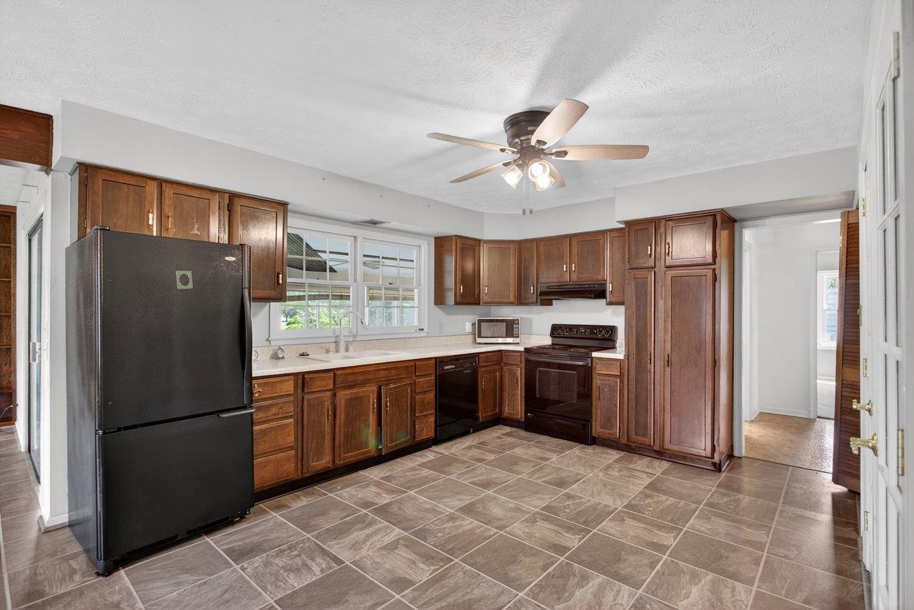 1665 MASSANETTA SPRINGS RD, ROCKINGHAM, Virginia 22801, 5 Bedrooms Bedrooms, ,3 BathroomsBathrooms,Residential,1665 MASSANETTA SPRINGS RD,678452 MLS # 678452