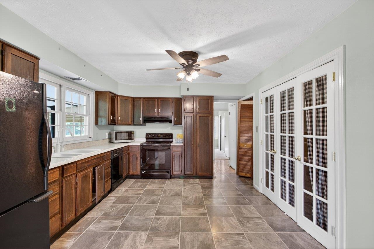 1665 MASSANETTA SPRINGS RD, ROCKINGHAM, Virginia 22801, 5 Bedrooms Bedrooms, ,3 BathroomsBathrooms,Residential,1665 MASSANETTA SPRINGS RD,678452 MLS # 678452