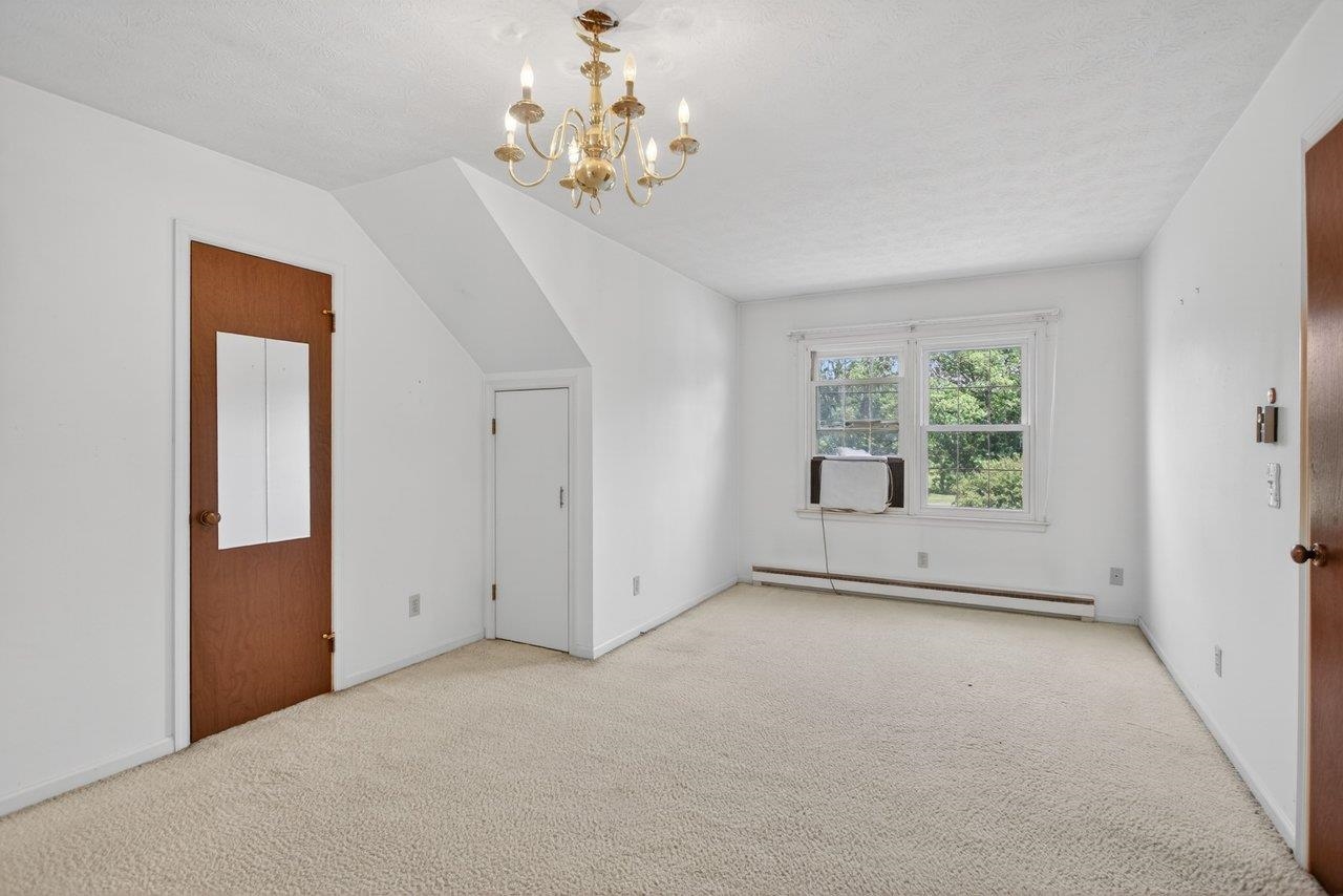 1665 MASSANETTA SPRINGS RD, ROCKINGHAM, Virginia 22801, 5 Bedrooms Bedrooms, ,3 BathroomsBathrooms,Residential,1665 MASSANETTA SPRINGS RD,678452 MLS # 678452