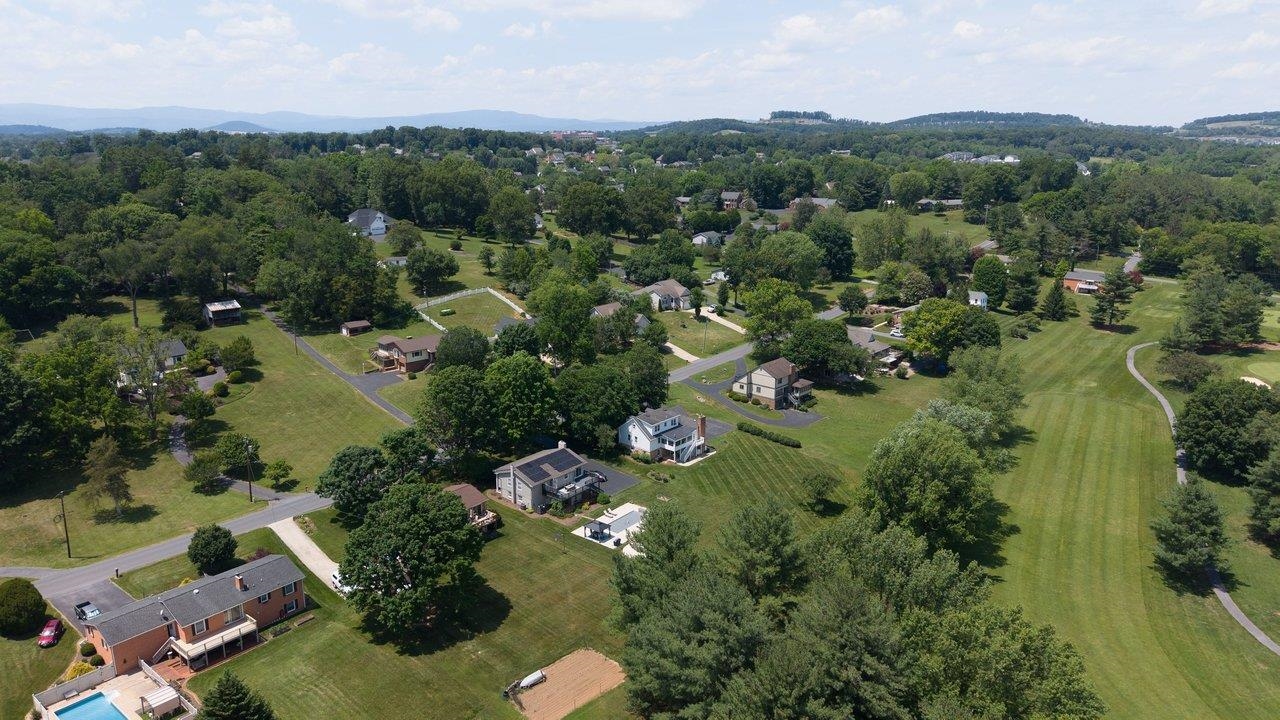 1665 MASSANETTA SPRINGS RD, ROCKINGHAM, Virginia 22801, 5 Bedrooms Bedrooms, ,3 BathroomsBathrooms,Residential,1665 MASSANETTA SPRINGS RD,678452 MLS # 678452