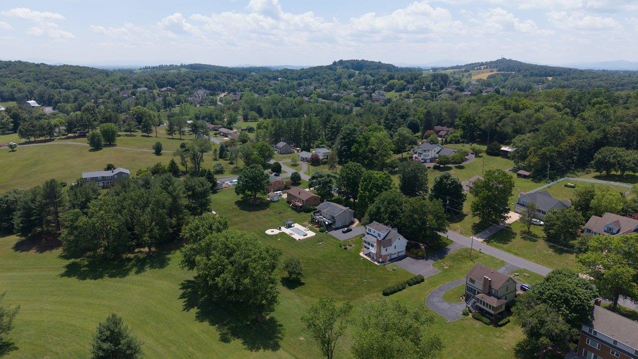 1665 MASSANETTA SPRINGS RD, ROCKINGHAM, Virginia 22801, 5 Bedrooms Bedrooms, ,3 BathroomsBathrooms,Residential,1665 MASSANETTA SPRINGS RD,678452 MLS # 678452