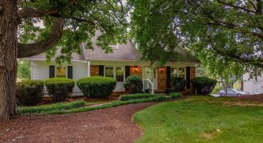 1665 MASSANETTA SPRINGS RD, ROCKINGHAM, Virginia 22801, 5 Bedrooms Bedrooms, ,3 BathroomsBathrooms,Residential,1665 MASSANETTA SPRINGS RD,678452 MLS # 678452