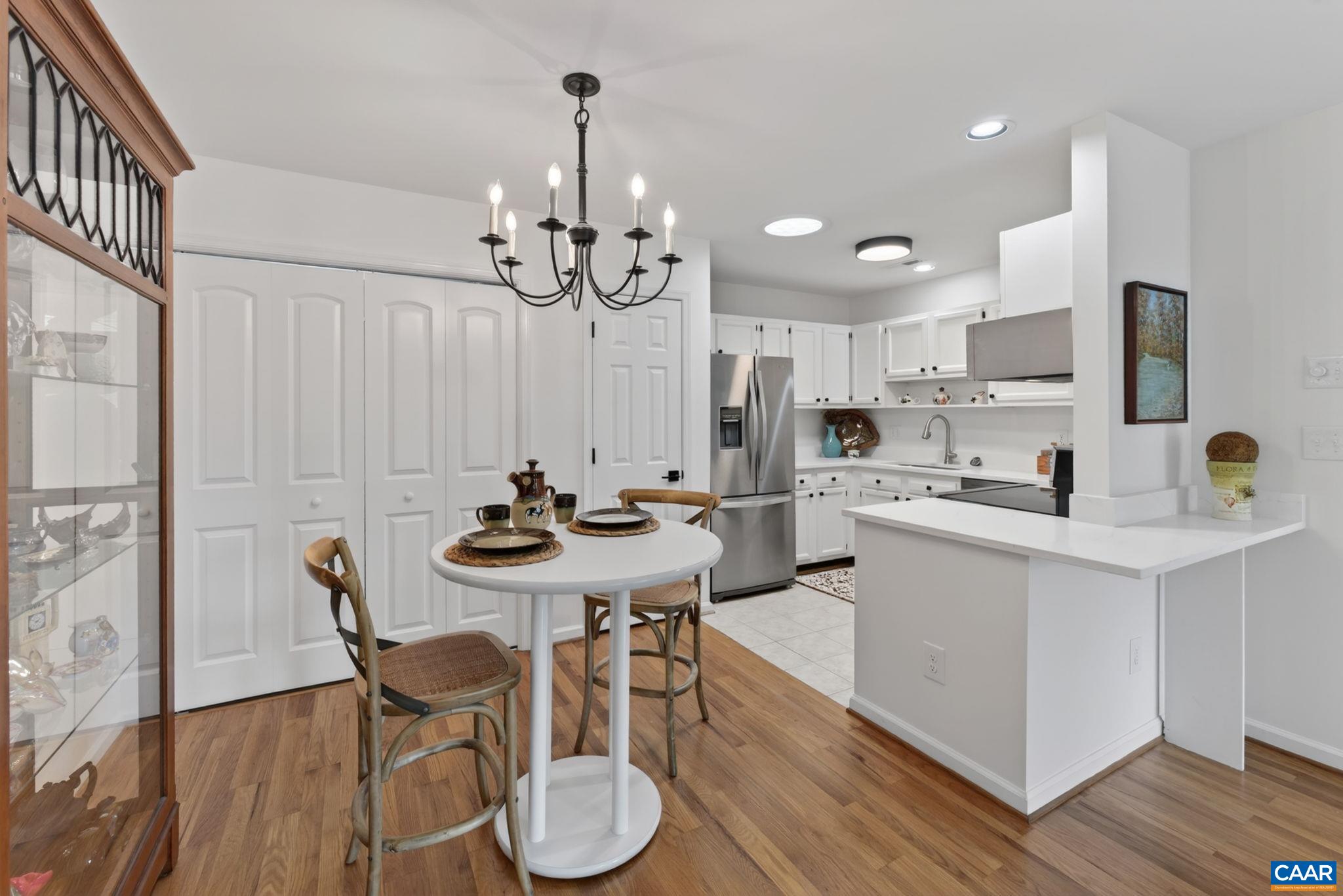 43 CREEKSIDE CIR, CHARLOTTESVILLE, Virginia 22902, 3 Bedrooms Bedrooms, ,2 BathroomsBathrooms,Residential,43 CREEKSIDE CIR,678464 MLS # 678464 43 CREEKSIDE CIR, CHARLOTTESVILLE, Virginia 22902, 3 Bedrooms Bedrooms, ,2 BathroomsBathrooms,Residential,43 CREEKSIDE CIR,678464 MLS # 678464