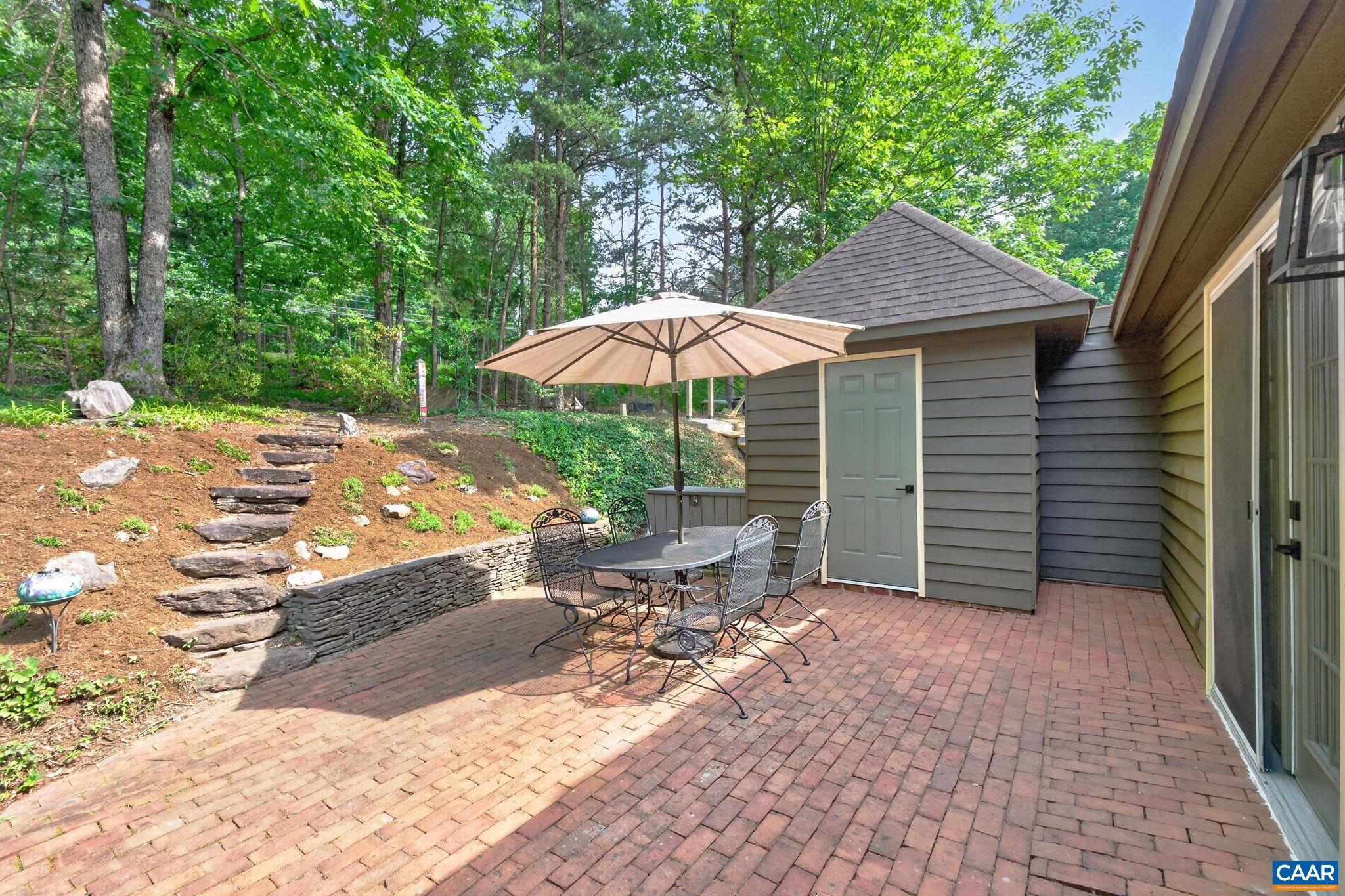 43 CREEKSIDE CIR, CHARLOTTESVILLE, Virginia 22902, 3 Bedrooms Bedrooms, ,2 BathroomsBathrooms,Residential,43 CREEKSIDE CIR,678464 MLS # 678464 43 CREEKSIDE CIR, CHARLOTTESVILLE, Virginia 22902, 3 Bedrooms Bedrooms, ,2 BathroomsBathrooms,Residential,43 CREEKSIDE CIR,678464 MLS # 678464